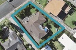 13 Rangitoto Terrace, Milford, Auckland