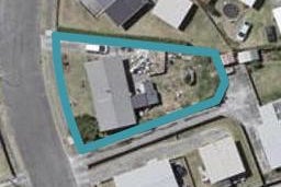 3 Colenso Place, Otaki Beach, Otaki