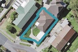 22 Cairngorm Place, Highland Park, Auckland