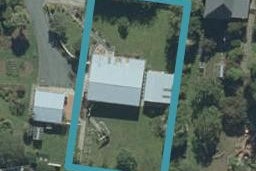 8 Roger Street, Macandrew Bay, Dunedin