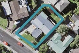32 COLMAR RD, Favona, Auckland 