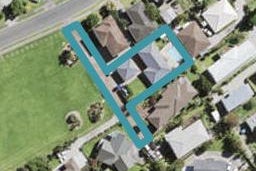 23 Taupiko Place, Green Bay, Auckland