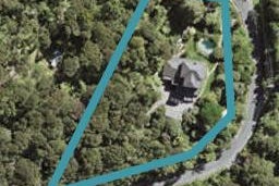 8 Kellys Road, Oratia, Auckland