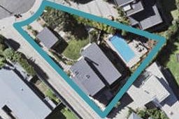 13 Calder Place, Wai o Taiki Bay, Auckland