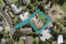 40 Deuxberry Avenue, Northcote, Auckland