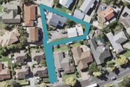 2/11 Millhouse Drive, Northpark, Auckland