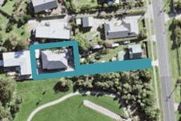 71 Okura River Road, Albany