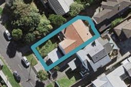 2 Hayr Road, Three Kings, Auckland