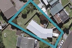 32 Carlton Terrace, Westown, New Plymouth