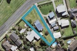 68 Kiwi Esplanade, Mangere Bridge, Auckland