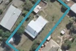 12 Johnson Street, Bulls