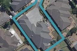 12 Compton Grove, Huntington, Hamilton
