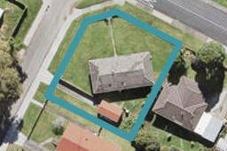 20 Beauchamp Drive, Massey, Auckland