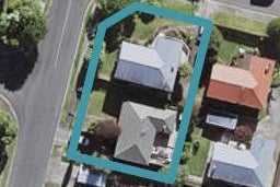 2/8 Witheford Drive, Bayview, Auckland