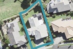 16 Carnmore Place, Torbay, Auckland