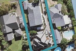 2/14 VINCENT RD, Northcote Point, Auckland