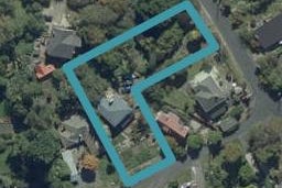 16 Howard Street, Macandrew Bay, Dunedin