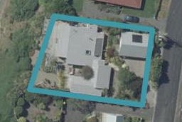 18 Bayne Terrace, Macandrew Bay, Dunedin