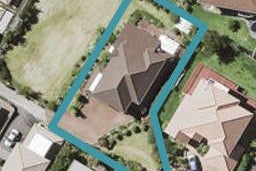 23 McCahill Views, Botany Downs, Auckland
