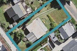 32 Beach Parade, Oneroa, Waiheke Island