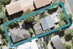 1/1072 Beach Road, Torbay, Auckland