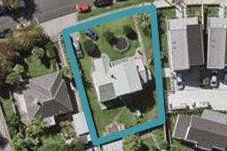 84 Tahapa Crescent, Meadowbank, Auckland