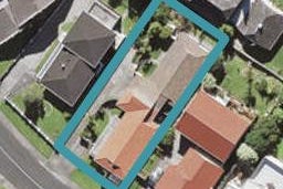 1/28 Pakira Avenue, Glendene, Auckland
