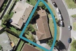 12 Ronald Macken Place, Windsor Park, Auckland
