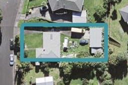7 Thuja Street, Green Bay, Auckland
