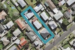 2/4 Cape Road, Mangere, Auckland