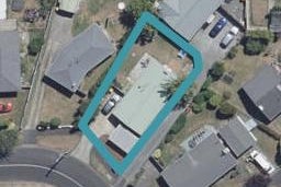 4 Larnach Street, St Andrews, Hamilton