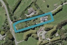 15 Old Hautere Road, Hautere