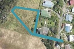 7 Tapeka Heights Lane, Russell, Russell