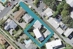 3/75 Aberdeen Road, Castor Bay, Auckland