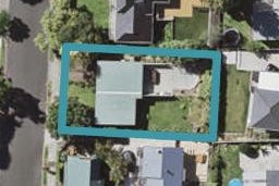16 Houghton Street, Meadowbank, Auckland