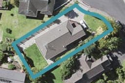 18 McMillan Place, Mellons Bay, Auckland