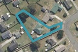 27 Hudson Avenue, Bulls, Bulls