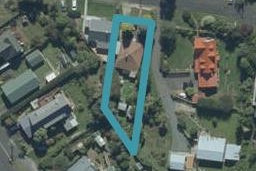 4 Roger Street, Macandrew Bay, Dunedin