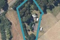 605 Western Lake Road, Western Lake, Featherston
