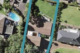 28 Paparoa Road, Cockle Bay, Auckland