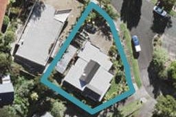 13 Portsea Place, Chatswood, Auckland