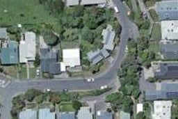98B Creswick Terrace, Northland, Wellington