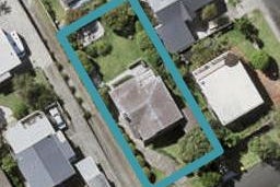 79 Beresford Street, Bayswater, Auckland