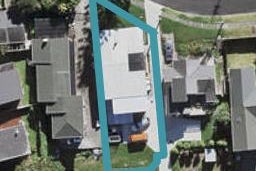 16 Neal Avenue, Glenfield, Auckland