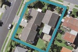3/7 Highland Park Drive, Highland Park, Auckland