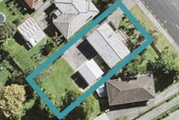 28 Castleford Street, Green Bay, Auckland