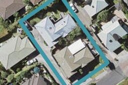 2/6 Stoneleigh Court, Sunnynook, Auckland