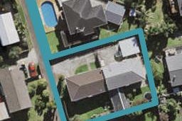 2/18 Steen Place, Mangere Bridge, Auckland