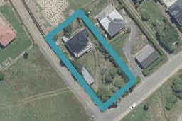27 Esplanade, Warrington, Waikouaiti