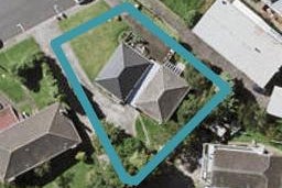 2/12 Domain Road, Panmure, Auckland